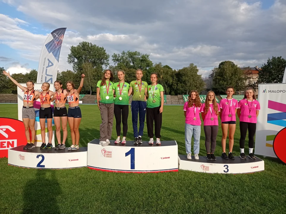 6 medali dla klubu sportowego Komunalni Sanok na Mistrzostwach Makroregionu w Lekkiej Atletyce Młodzików - Zdjęcie główne