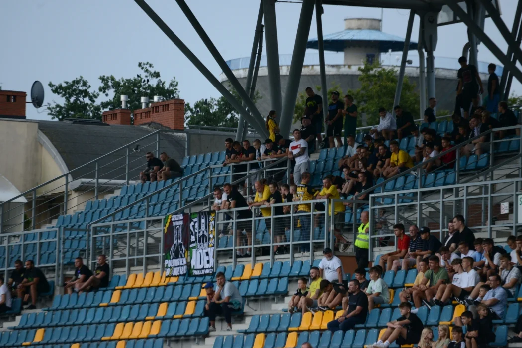 Trzecia liga, grupa 4: Siarka Tarnobrzeg - Sokół Sieniawa 2:0