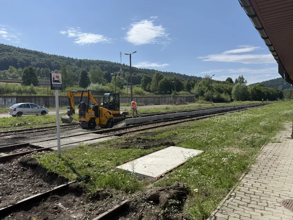 Trwają prace na dworcu w Ustrzykach Dolnych