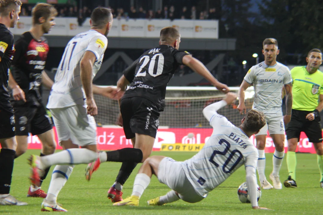 Fortuna 1. Liga: Derby Rzeszowa: Stal Rzeszów - Resovia Rzeszów 3:4