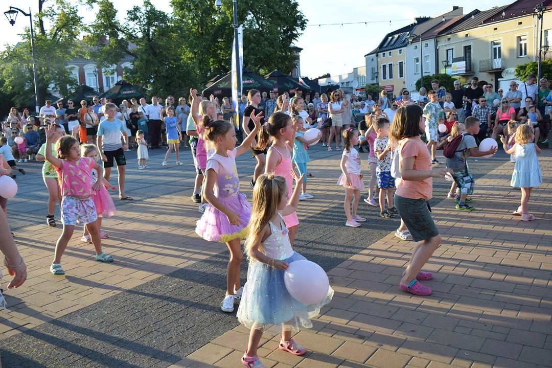 Rekordowa mielecka Roztańczona Starówka [zdjęcia] - Zdjęcie główne