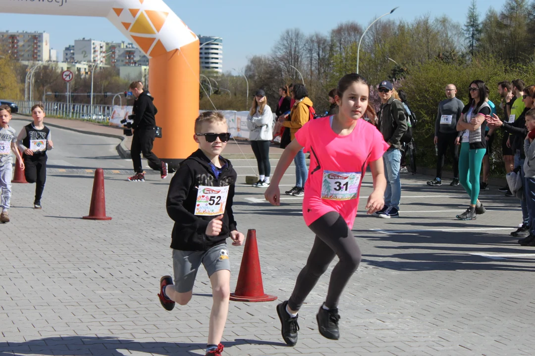 II Charytatywny Bieg Na Ostro w Rzeszowie. Sportowa zabawa dla dzieci i dorosłych