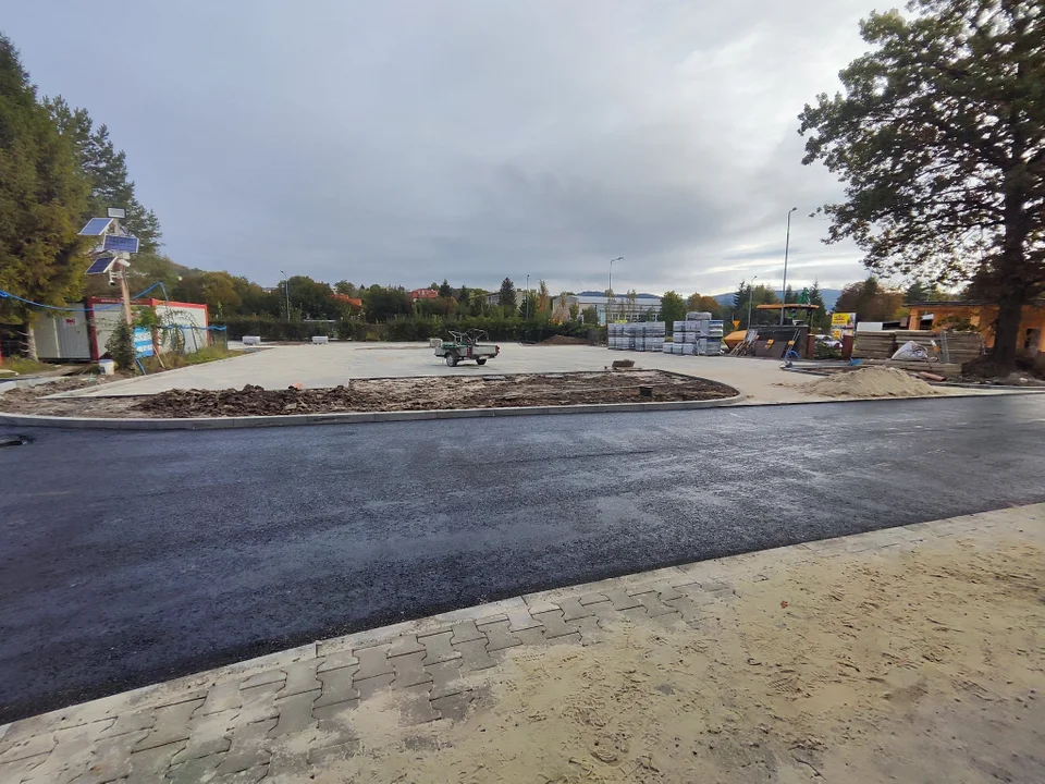 Nowa nawierzchnia przy sanockim szpitalu