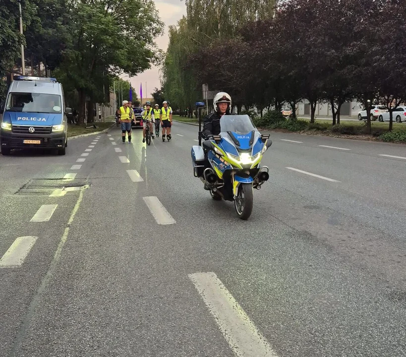 Policjanci dbali o bezpieczeństwo podczas weekendowych wydarzeń
