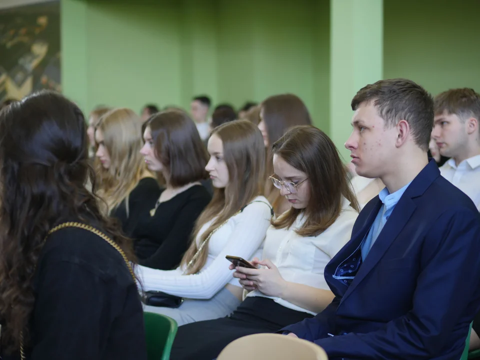 Zakończenie roku szkolnego maturzystów z Zespołu Szkół Technicznych w Mielcu