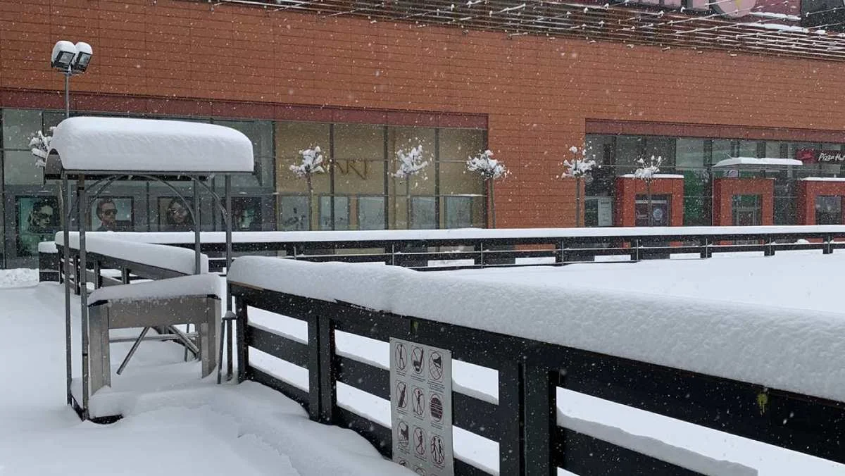 Nadal czekamy na otwarcie lodowiska na skwerze Millenium Hall. Kiedy nastąpi? - Zdjęcie główne