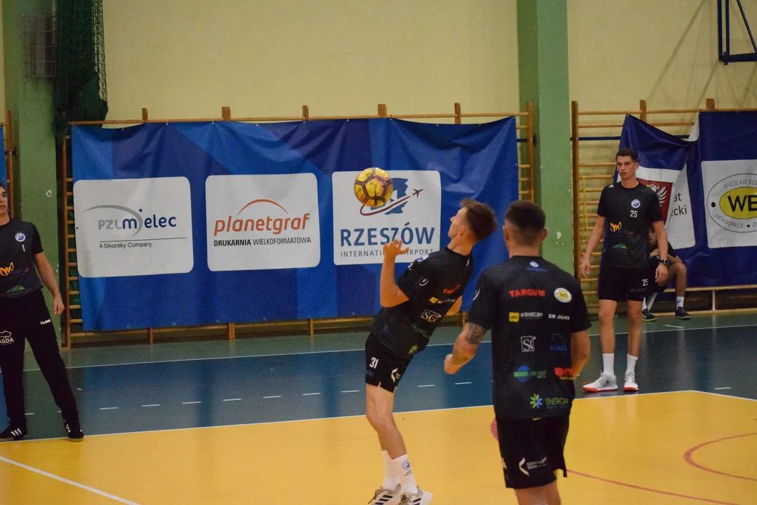 Handball Stal Mielec na treningu