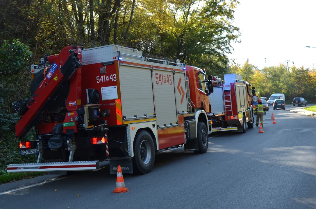 Zdarzenie drogowe z udziałem motocyklisty w Sanoku