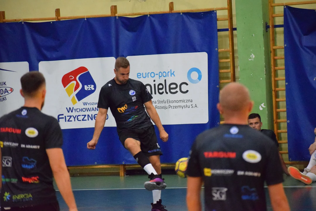 Handball Stal Mielec na treningu