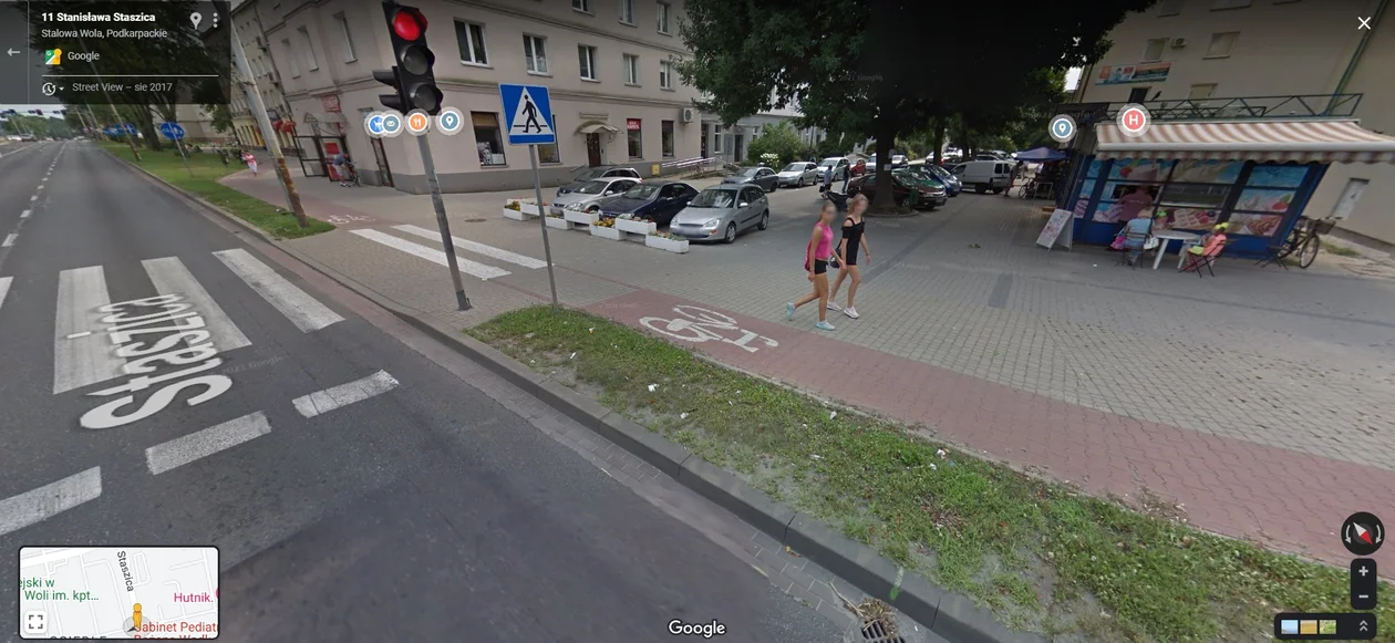 Google Street View - kto został przyłapany przez auto z aparatem