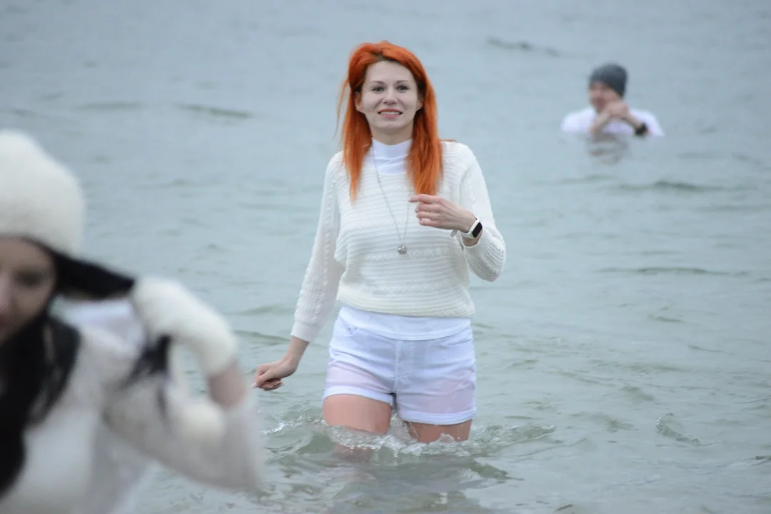 "Jezioro Aniołów" w lutym. Zobaczcie zdjęcia z plaży Jeziora Tarnobrzeskiego
