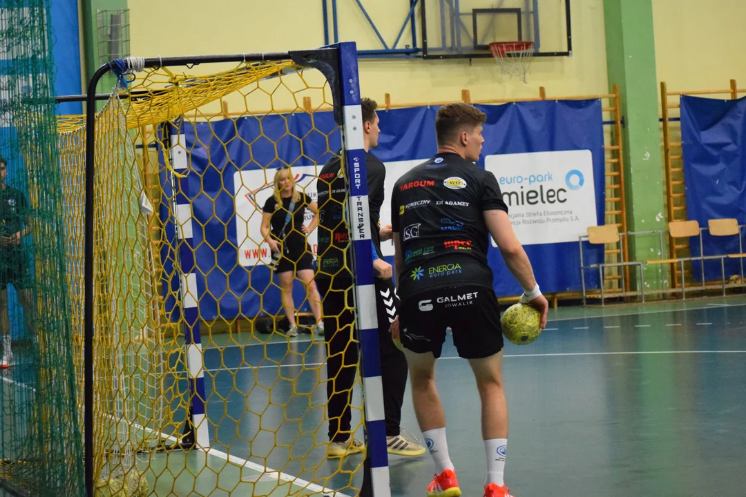 Handball Stal Mielec na treningu