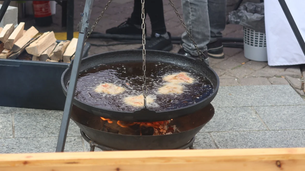 Drugi dzień festiwalu "Karpaty na Widelcu". Robert Makłowicz docenił Rzeszów [ZDJĘCIA, WIDEO]