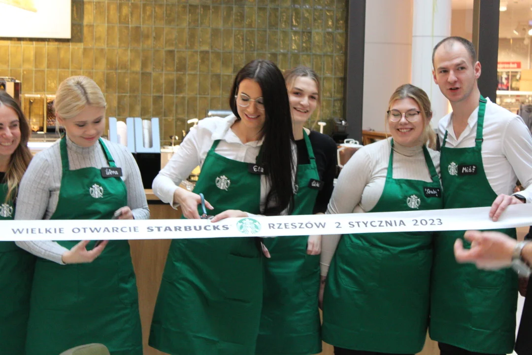 Starbucks w Rzeszowie otwarty. Pierwsi klienci spróbowali już kawy