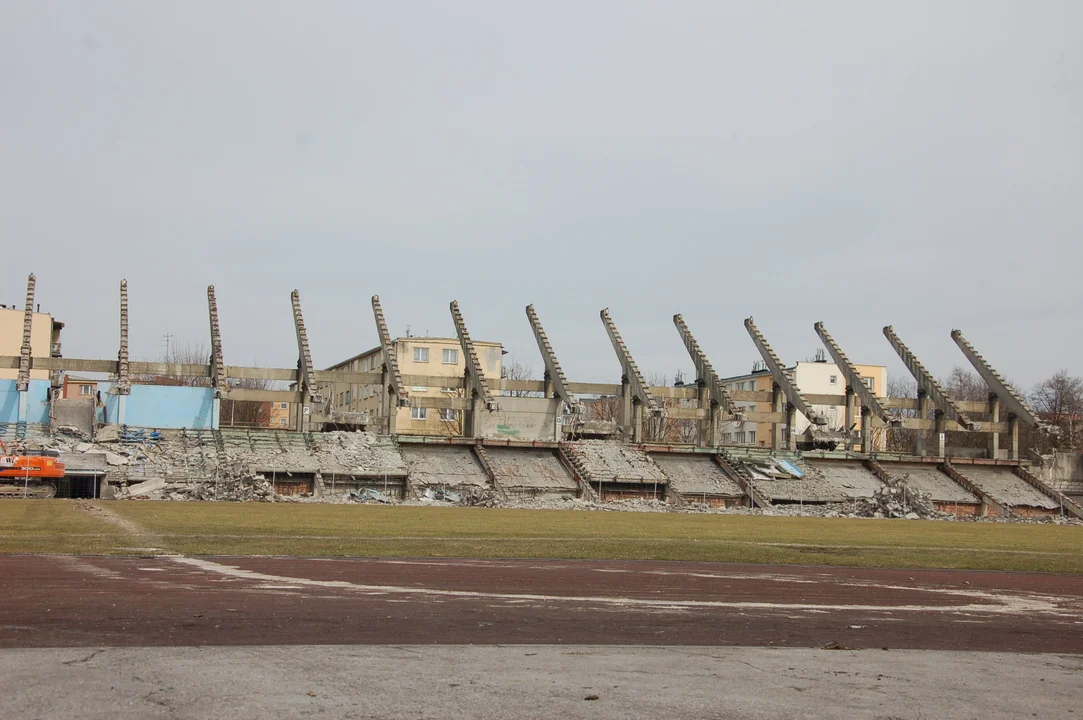 Rozbiórka starego i budowa nowego Stadionu Miejskiego w Mielcu