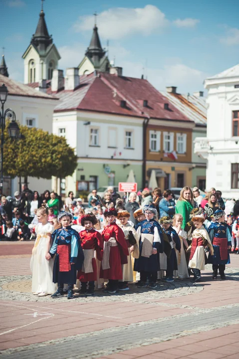 Przedszkolaki z Biało-Czerwoną