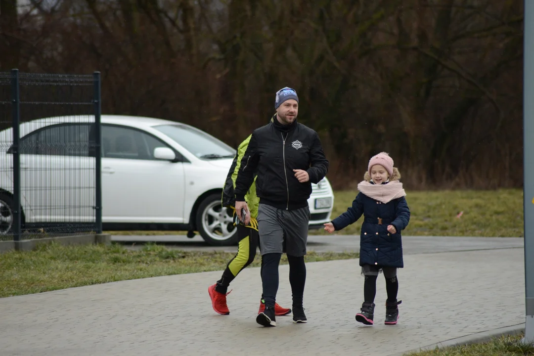 XI Bieg Zimowy wokół Jeziora Tarnobrzeskiego oraz Yeti Run Zimowy Bieg w Szortach