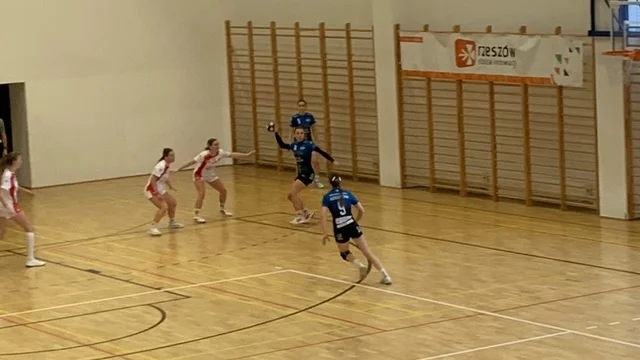 SPR Handball Rzeszów vs UKS Varsovia Warszawa