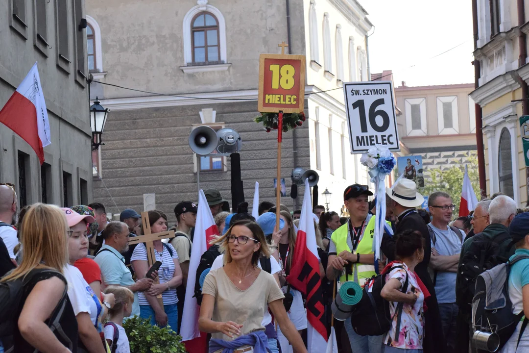 Wyjście Pielgrzymki Tarnowskiej z Tarnowa