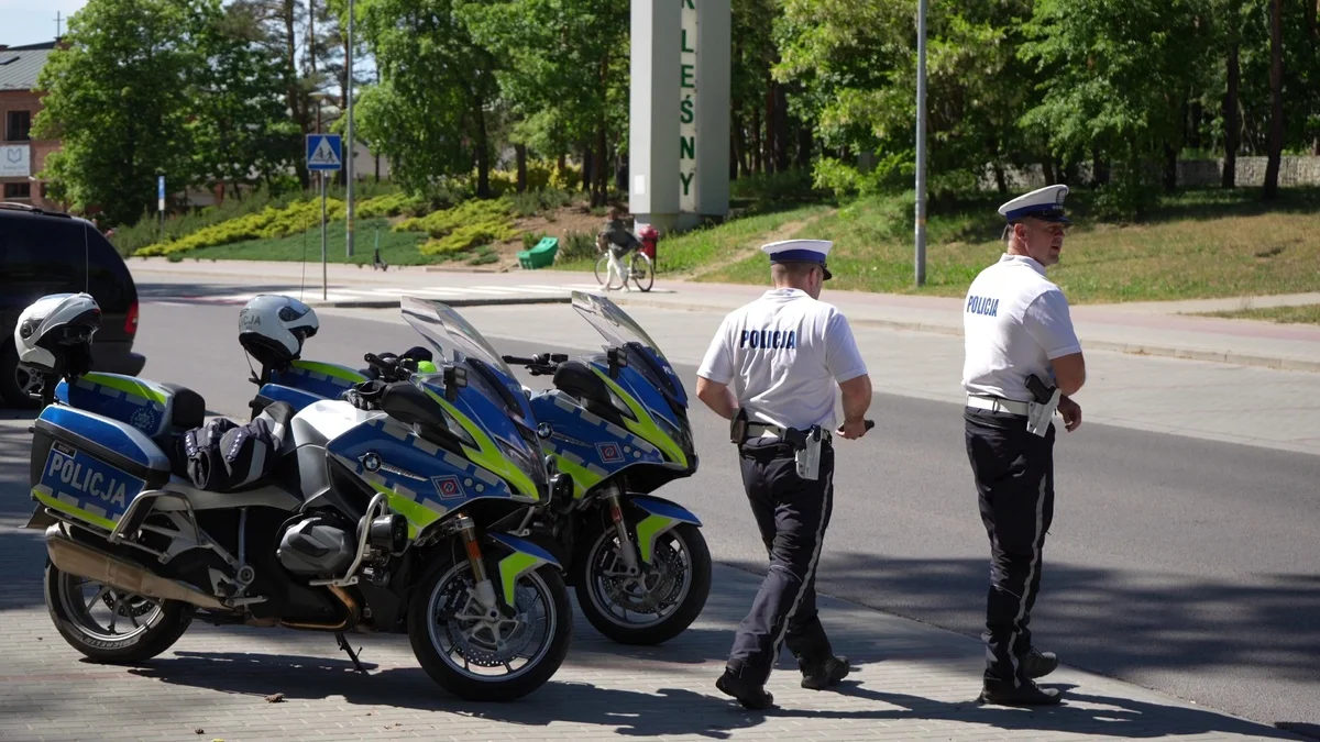 Policjanci z Mielca patrolują na motocyklach. Gdzie ich spotkamy? [WIDEO] - Zdjęcie główne