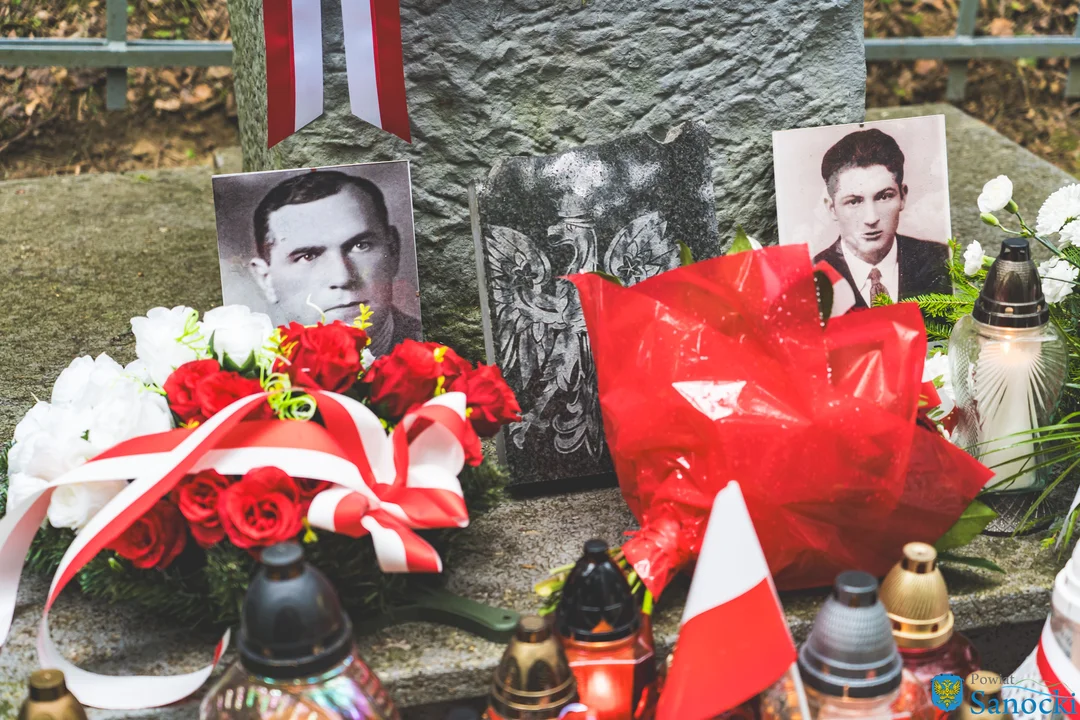 Oddali hołd ofiarom niemieckiej egzekucji w lesie Hanusiska