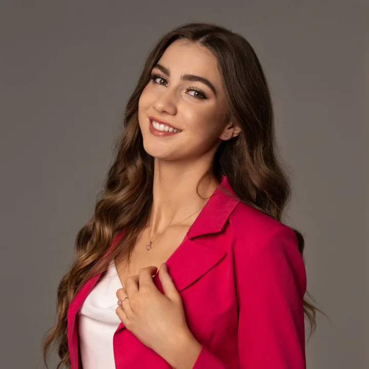 7. Oliwia Frańczak - Brzozowa - Świętokrzyskie - 181 cm - 18 lat