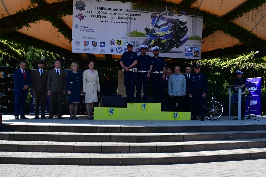 Policjant z Mielca jednym z najlepszych w drogówce - Zdjęcie główne