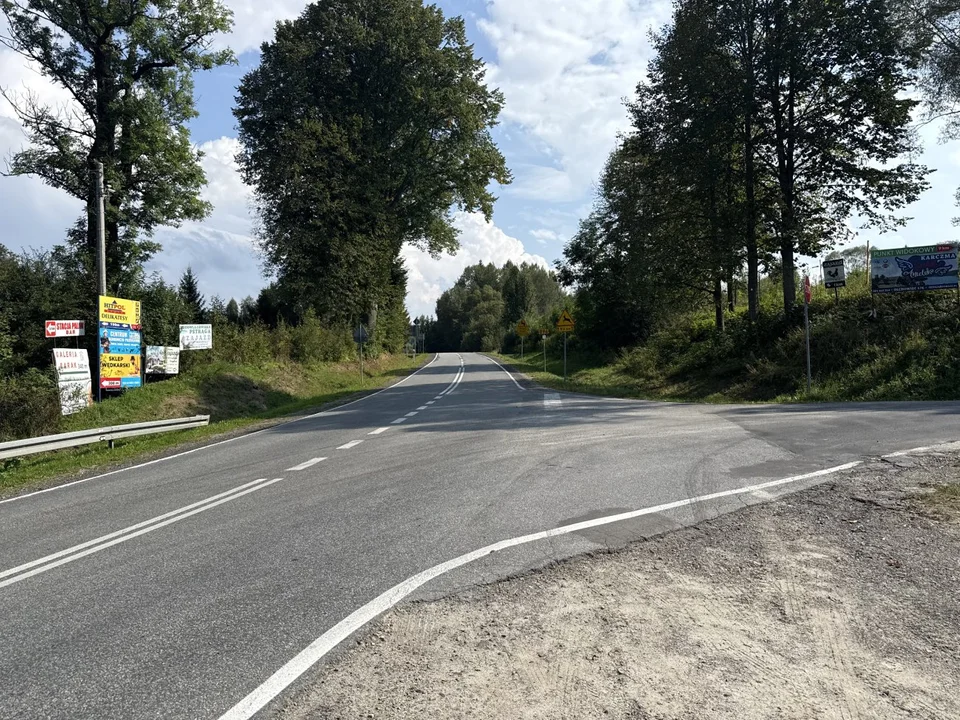 Tu spotykają się główne turystyczne drogi w Bieszczadach - Czarna Górna