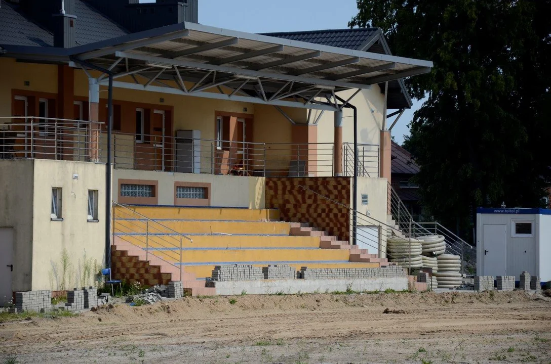 Trwa modernizacja stadionu sportowego przy ul. Sportowej.
