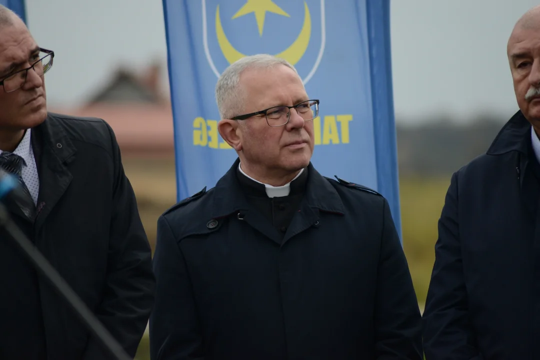Uroczyste otwarcie obwodnicy Tarnobrzega - pierwsze pojazdy na tej drodze