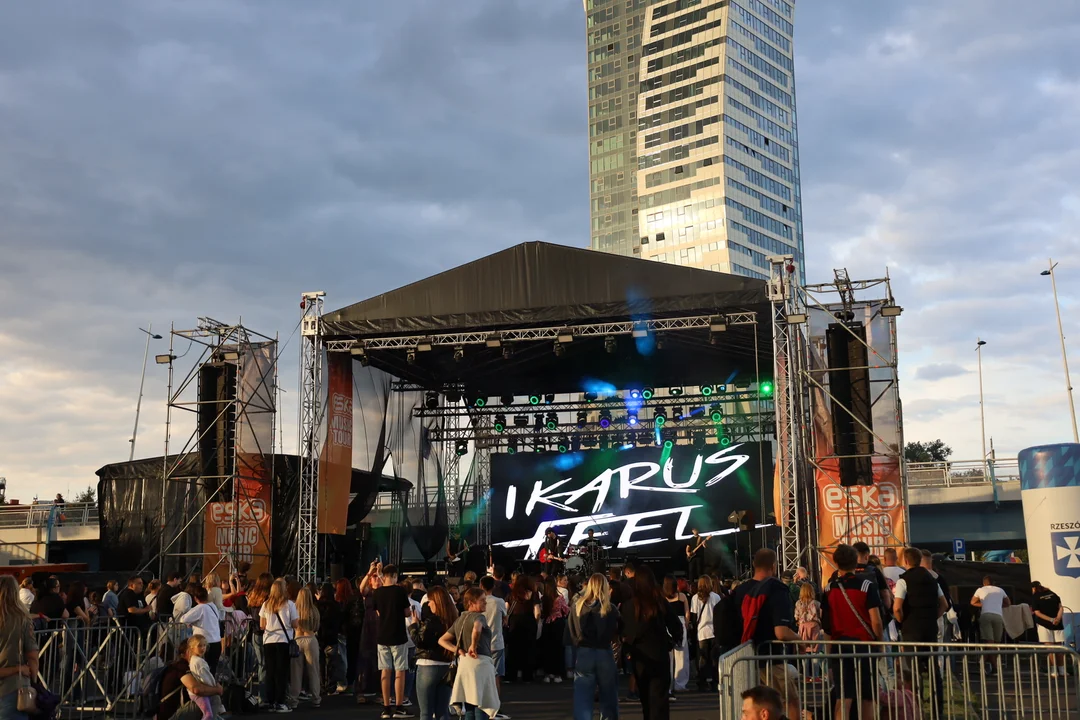 Koncert Ikarus Feel