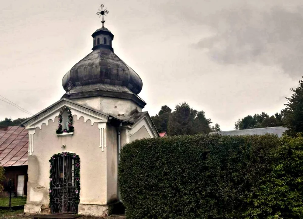 Historia w ruinie. Apel o pomoc w renowacji Kaplicy w Nowosiółkach - Zdjęcie główne