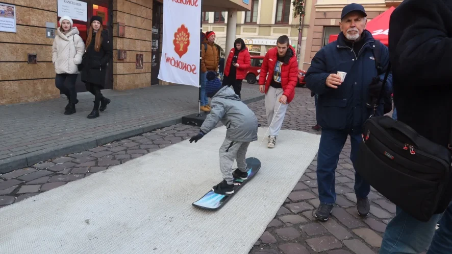 Świąteczny Konwój Radia ZET w Rzeszowie. Moc rozgrzewających atrakcji [ZDJĘCIA, WIDEO]