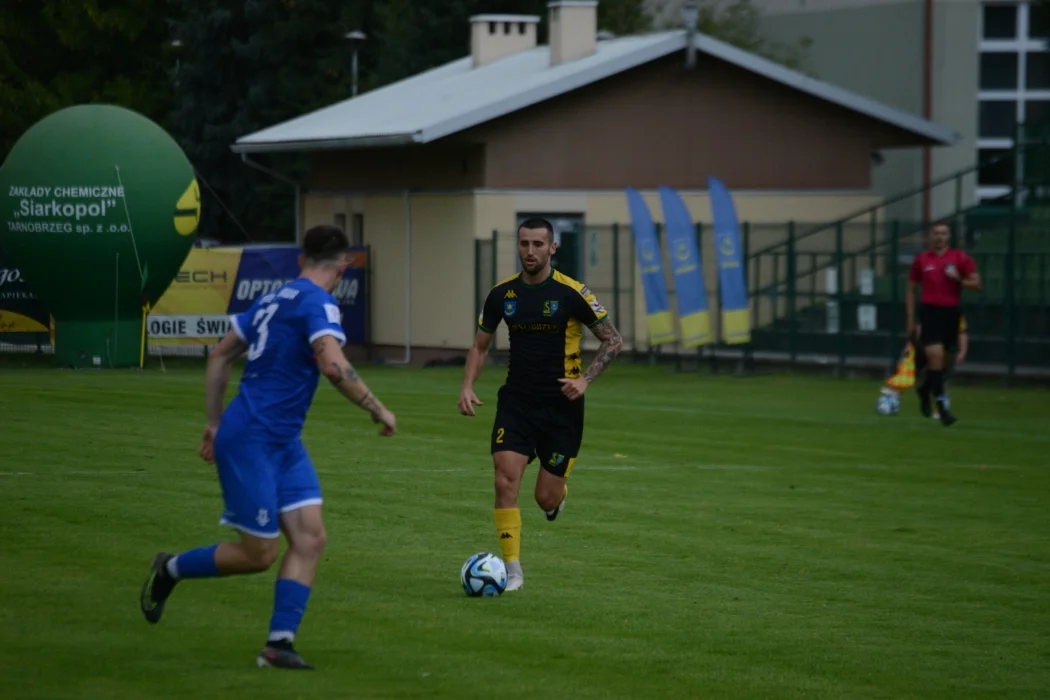 Trzecia liga, grupa 4: Siarka Tarnobrzeg - Sokół Sieniawa 2:0