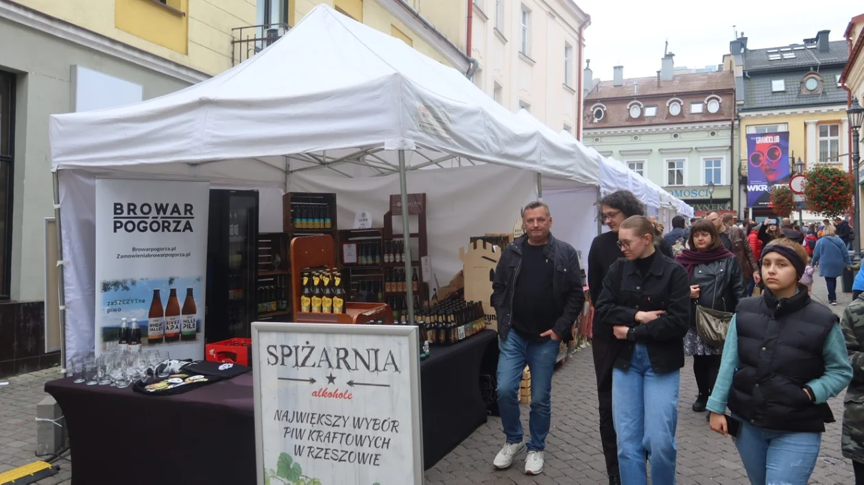 Drugi dzień festiwalu "Karpaty na Widelcu". Robert Makłowicz docenił Rzeszów [ZDJĘCIA, WIDEO]