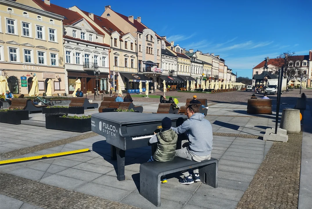 Fortepian wrócił na rzeszowski rynek po naprawie