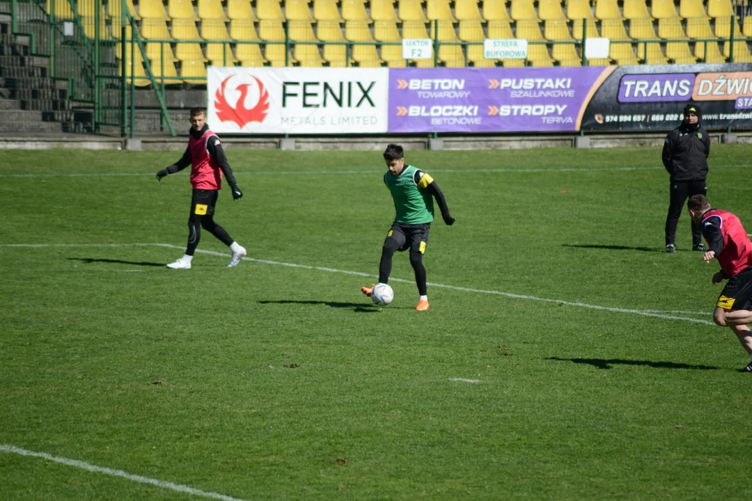 Trening piłkarzy Siarki Tarnobrzeg przed meczem z Zagłębiem II Lubin