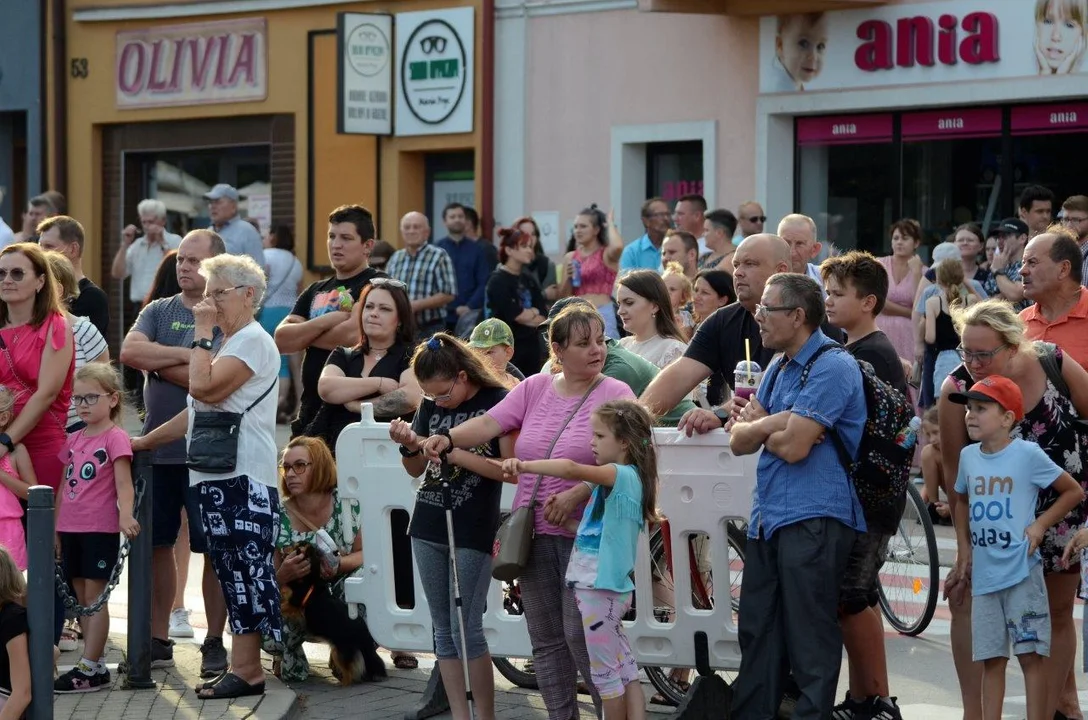 Na festynie w Kolbuszowej zjawiły się tłumy ludzi.