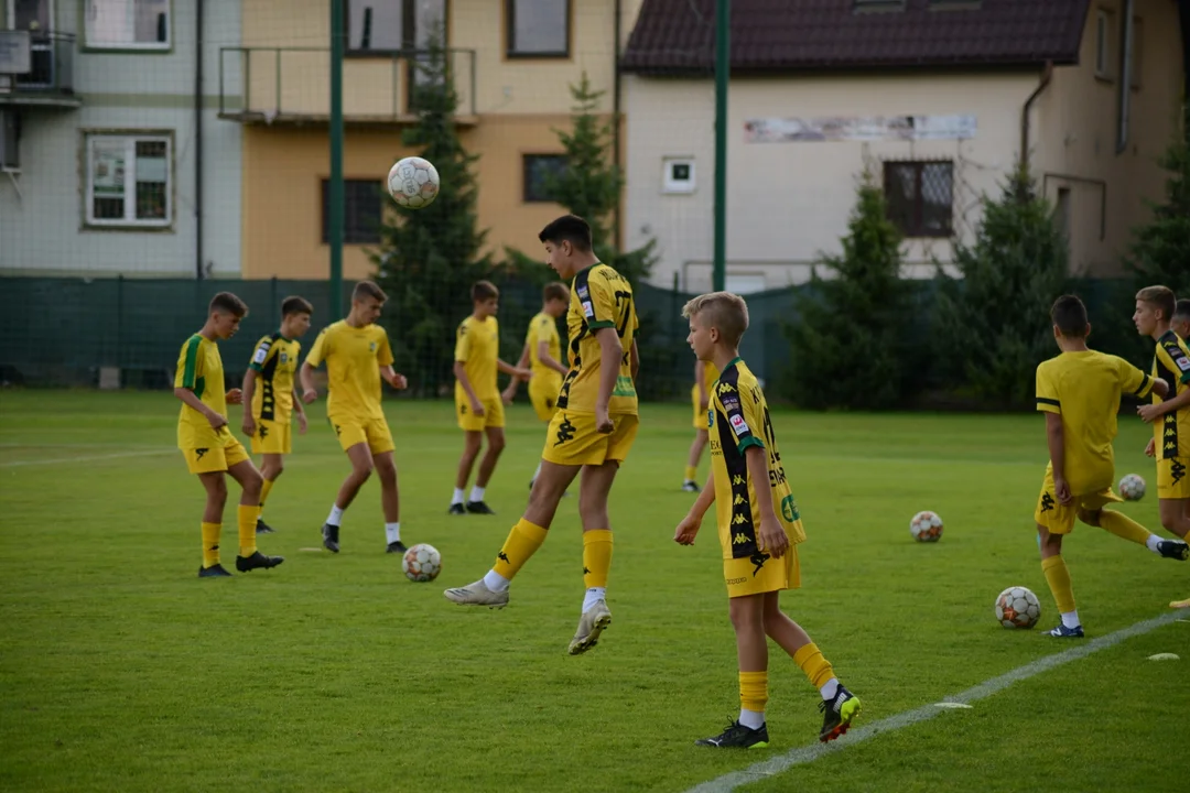 Centralna Liga Juniorów U-15: Siarka Tarnobrzeg - Stal Rzeszów 0:2