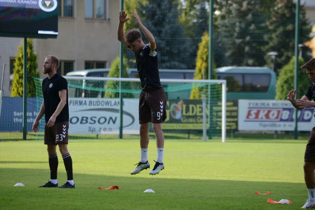 Trzecia liga, grupa 4: Siarka Tarnobrzeg - Garbarnia Kraków 0:0