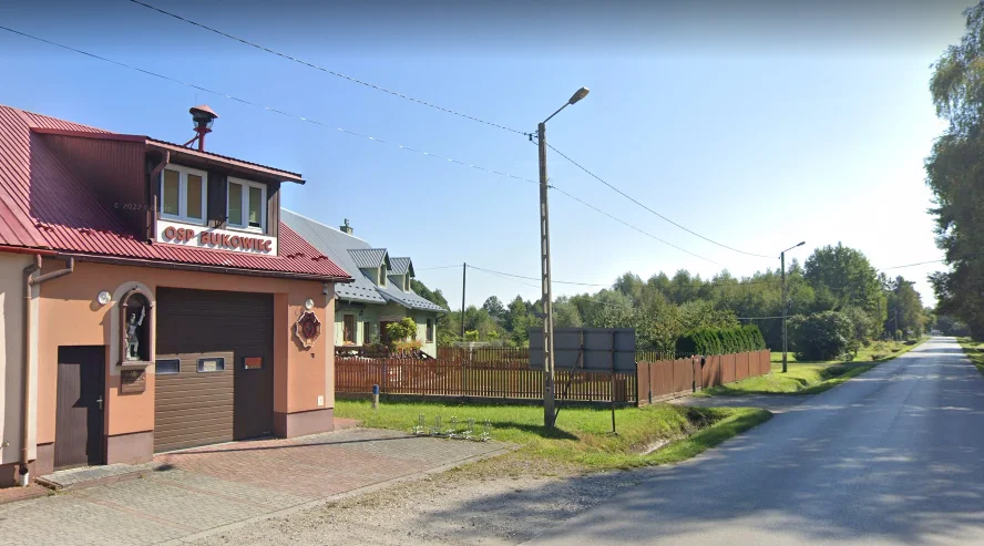 Bukowiec, Domatków, Przedbórz i Nowa Wieś na Google Street View z 2021 roku