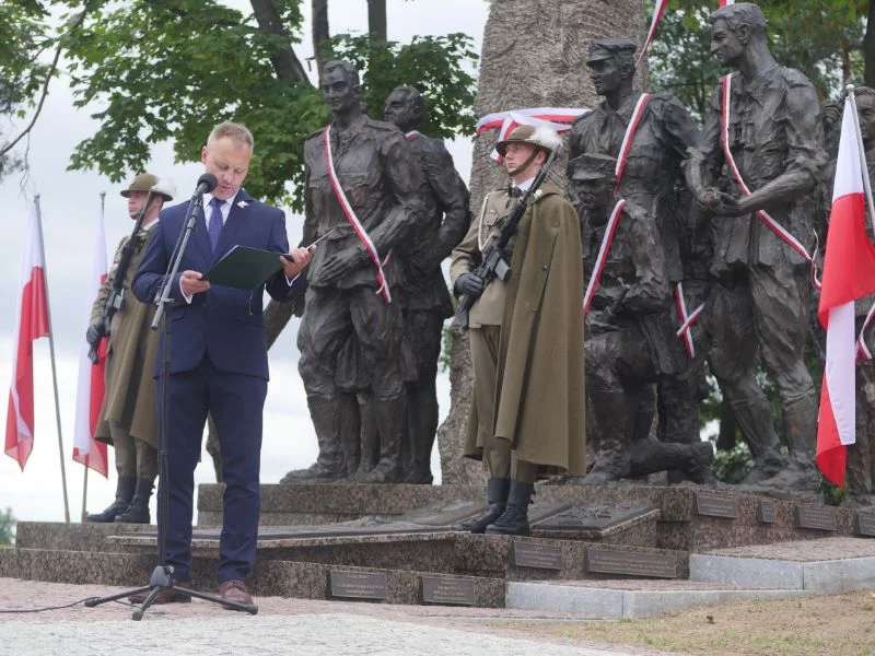 Odsłonięcie pomnika w Mielcu