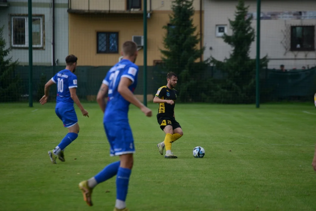Trzecia liga, grupa 4: Siarka Tarnobrzeg - Sokół Sieniawa 2:0