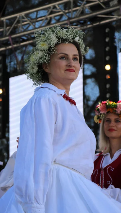 KGW Wola Raniżowska i KGW Mazury na festiwalu w Stalowej Woli