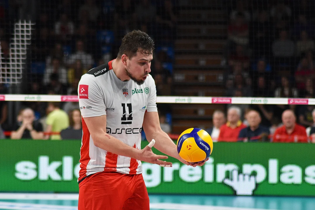 Pierwszy półfinałowy mecz siatkarskiej PlusLigi: Asseco Resovia Rzeszów - Grupa Azoty ZAKSA Kędzierzyn-Koźle (2:3)