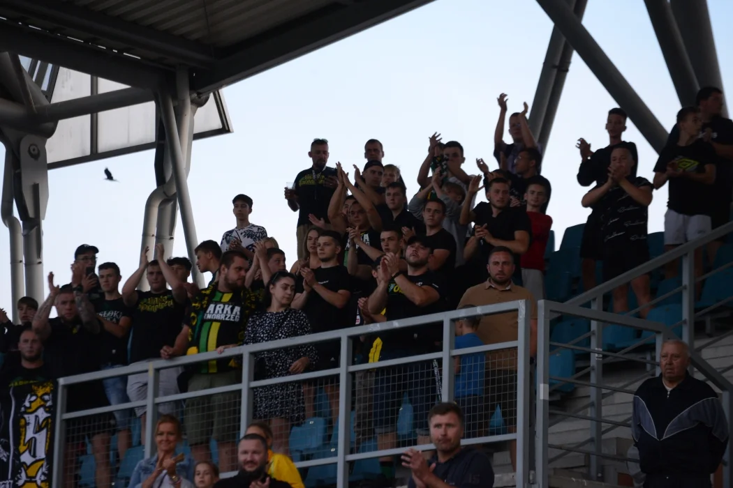 Trzecia liga, grupa 4: Siarka Tarnobrzeg - Garbarnia Kraków 0:0