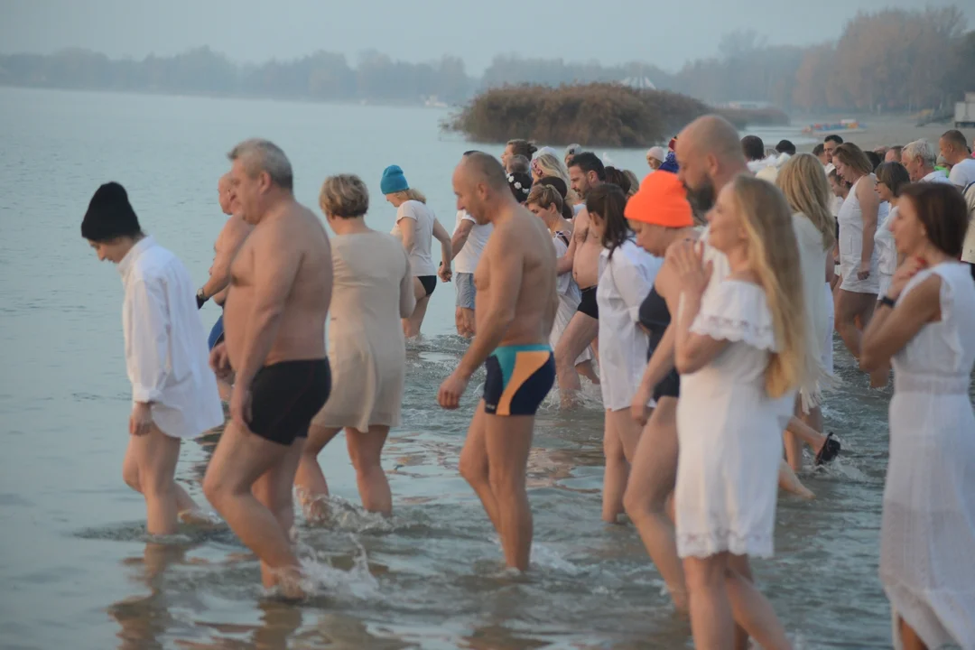 "Jezioro Aniołów" z magicznym wschodem Słońca nad Jeziorem Tarnobrzeskim - część 1