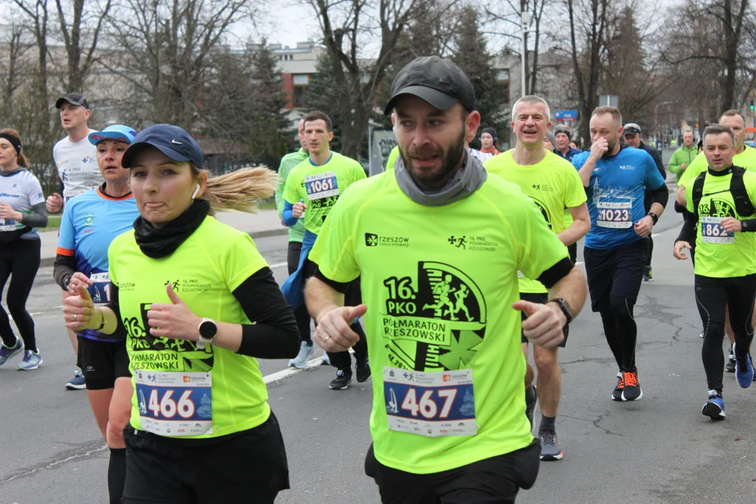 16. PKO Półmaraton Rzeszowski za nami. 1700 biegaczy na ulicach Rzeszowa