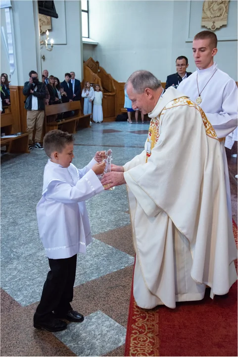 Pierwsza komunia święta w Kościele Trójcy Przenajświętszej w Mielcu