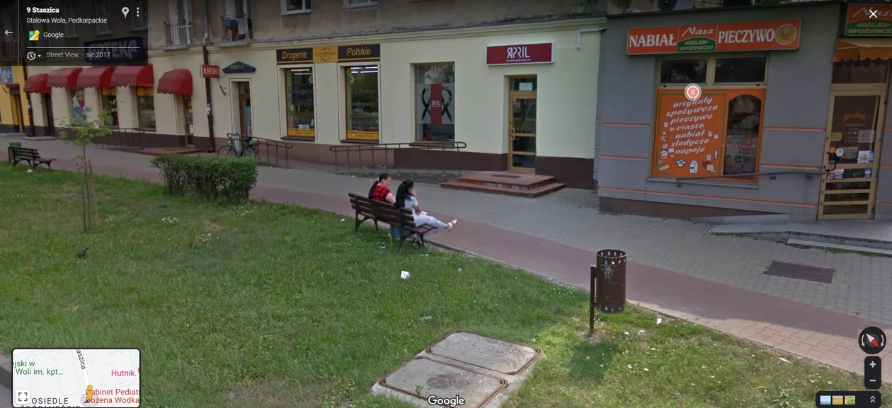 Google Street View - kto został przyłapany przez auto z aparatem